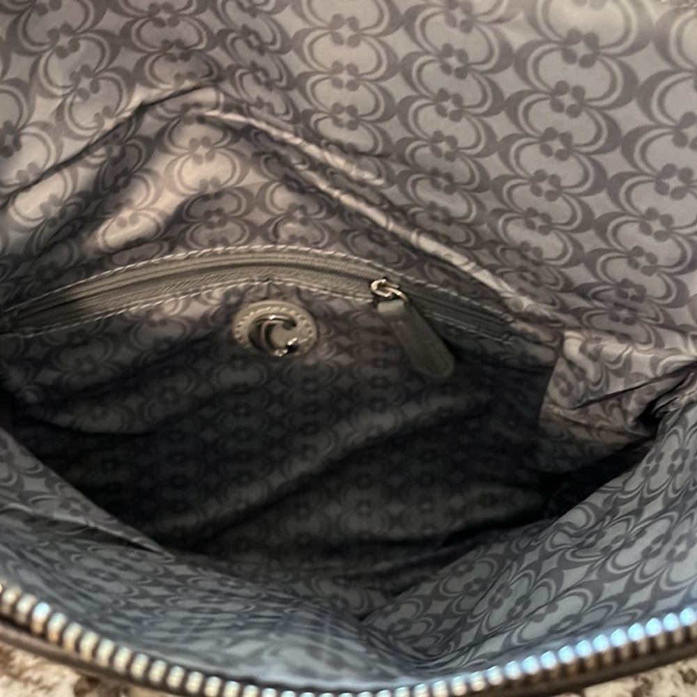 Charming Charlie Clutch Bag - Picture 4 of 6